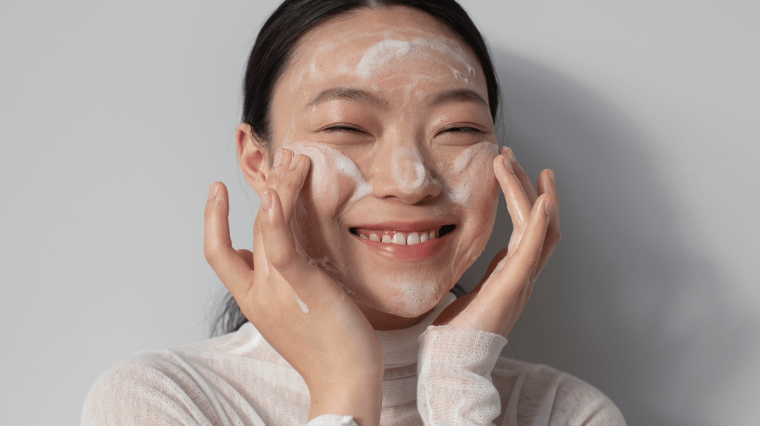 Apa manfaat cuci muka sebelum tidur?