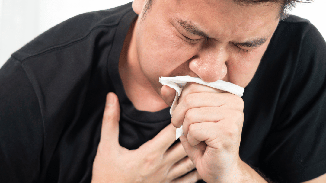 Panduan Mengatasi Batuk & Sesak Nafas di Malam Hari, Aman & Alami