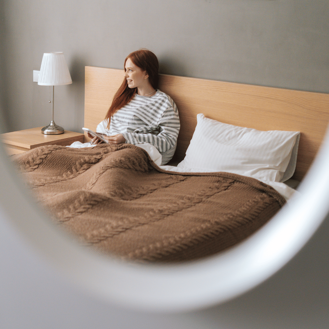 Tidur Menghadap Cermin? Siap Dihantui Mimpi Buruk!